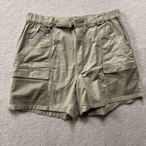 VTG Columbia Shorts Mens XL Cargo Khaki Shorts Mesh Pockets Stretch Band Fishing